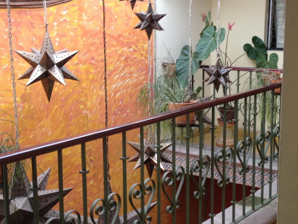 Hostal Casa Castillo Morelia Eksteriør billede