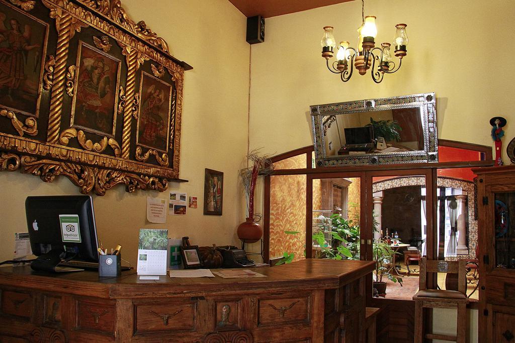 Hostal Casa Castillo Morelia Eksteriør billede