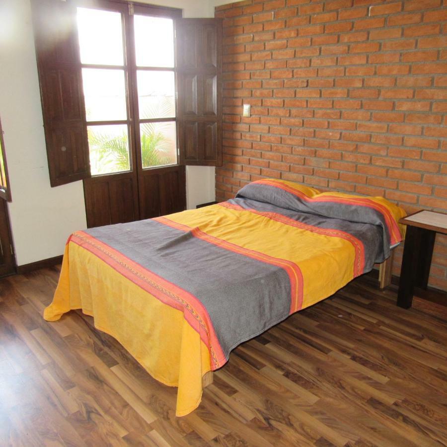 Hostal Casa Castillo Morelia Eksteriør billede