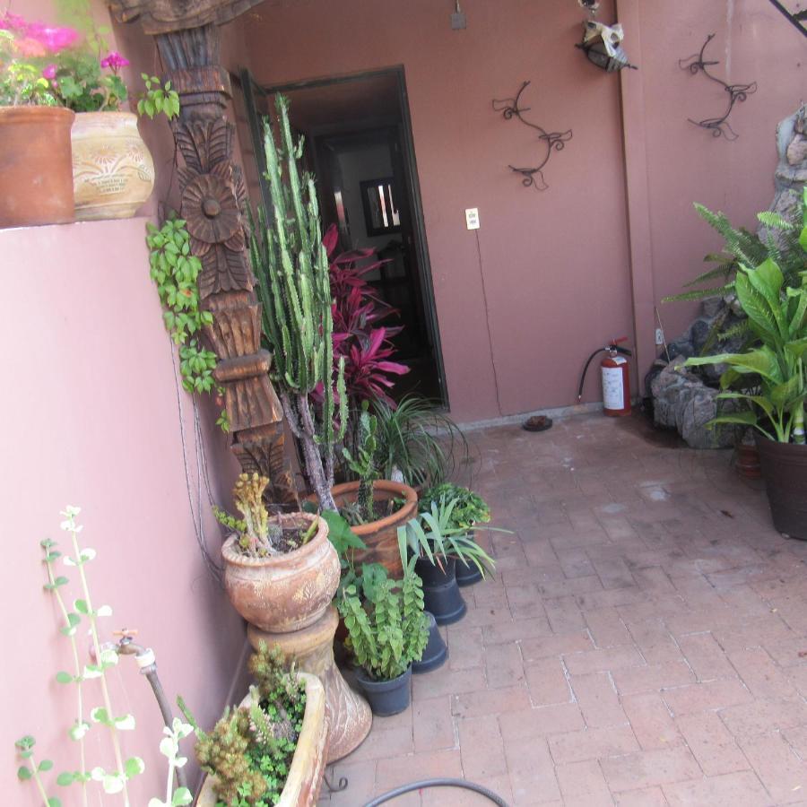 Hostal Casa Castillo Morelia Eksteriør billede